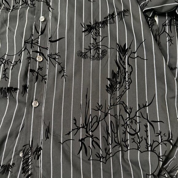 NWT Eighty Eight Men's Black Striped Button-Up Shirt with Design, Size Medium - Picture 10 of 15